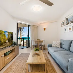 Coolum Beachside Apartment Coolum Beach