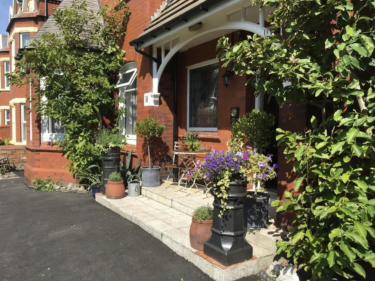 Mode - The Old School House Apartment Lytham St Annes 0*,